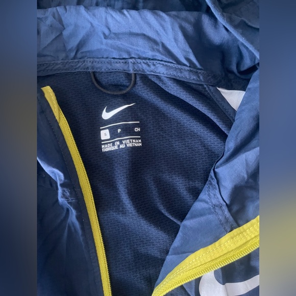 Nike Mens S Windrunner Repel Running Training Jacket Windbreaker Full Zip - Picture 3 of 3
